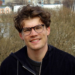 Head shot of Keith Estes